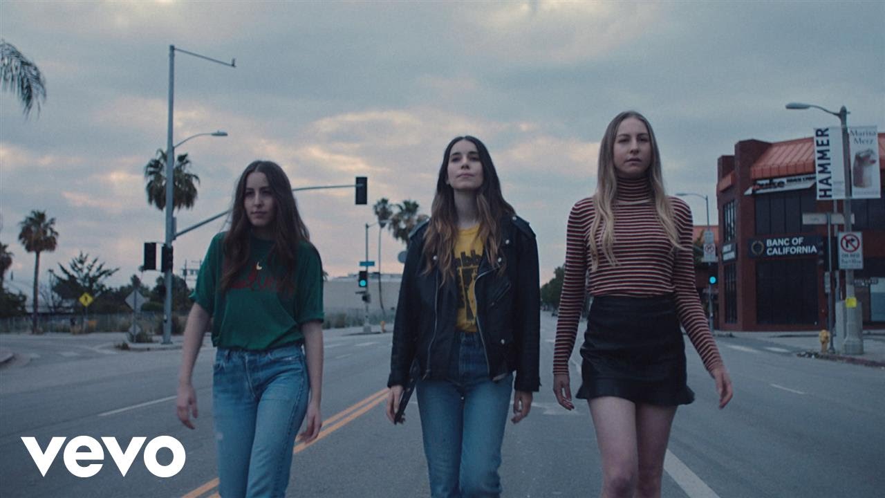 HAIM - Want You Back (Official Video) - Closed Captions by CCTubes